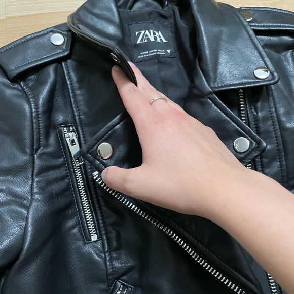 Zara Faux Black Leather Jacket - Picture 7 of 14